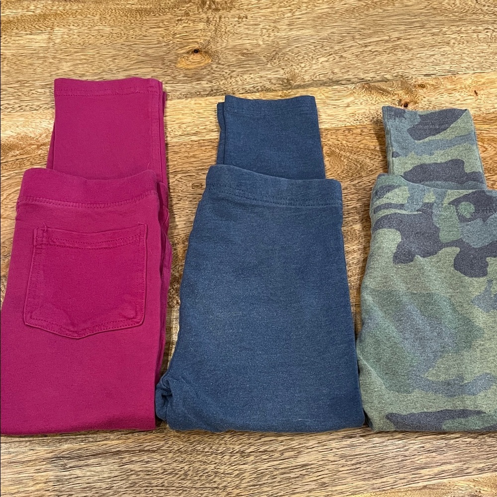 Bundle of 3 pairs of leggings